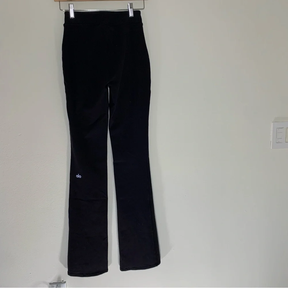 ALO Yoga airbrush high-waist flutter Black Leggings - Picture 5 of 16